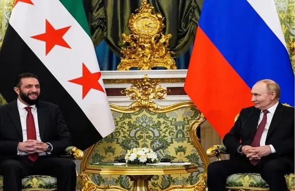 بوتين والشرع يتباحثان هاتفيًا لتعزيز الحوار السياسي والتعاون التجاري