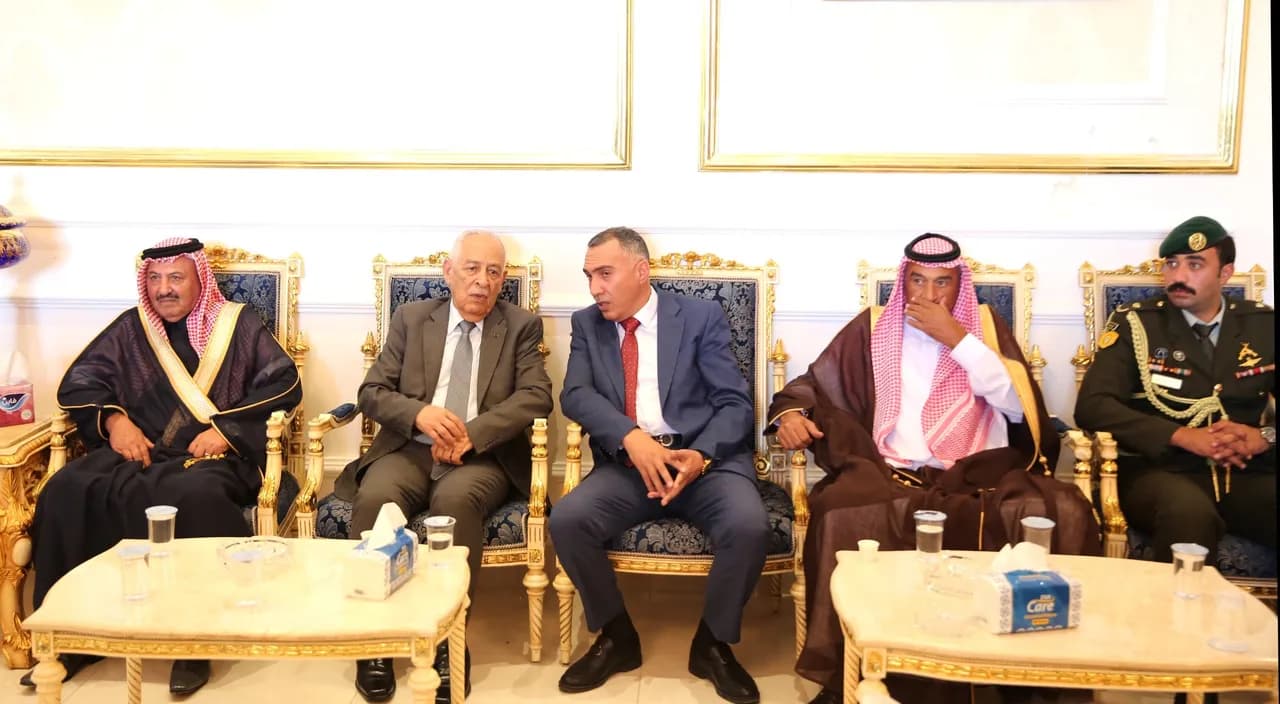 العيسوي ينقل تعازي الملك وولي العهد لعشائر المجالي والشوابكة والرشدان