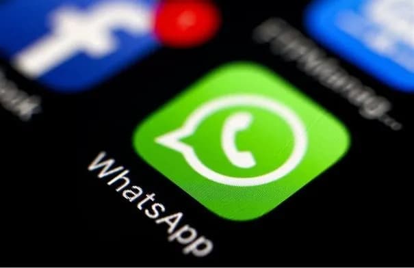 واتساب يختبر زر بحث جديد لمستخدمي آيفون لتسهيل الوصول للرسائل القديمة