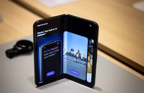 غوغل تكشف عن هاتفها القابل للطي Pixel 11 Pro Fold بمواصفات متطورة