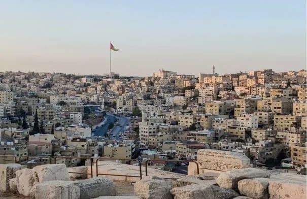 أجواء صيفية اعتيادية السبت مع ارتفاع طفيف غدًا