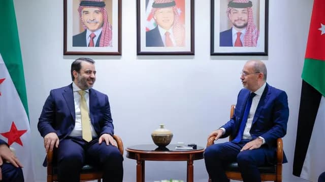 اتصال هاتفي بين الصفدي والشيباني لبحث العلاقات الثنائية والتطورات الإقليمية