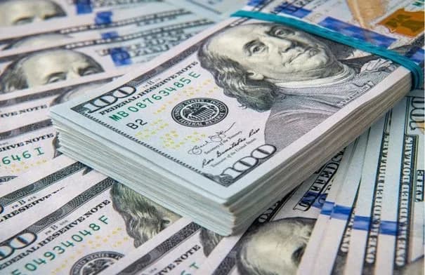 المركزي الروسي: الاحتياطيات الدولية تقفز إلى 756 مليار دولار