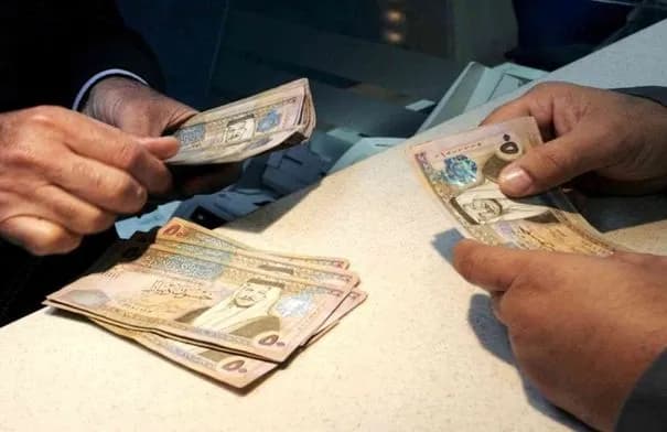 هيئة الخدمة والإدارة العامة تنفي وجود تعديلات على مكافآت موظفي القطاع العام