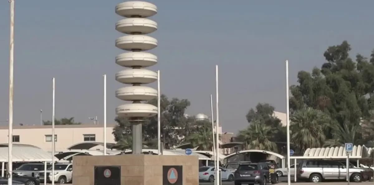 صافرات الإنذار تدوي جنوبي السعودية مع هجمات حوثية واسعة