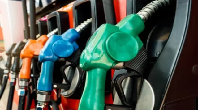 الطاقة النيابية تواصل بحث شكاوى استهلاك البنزين المرتفع