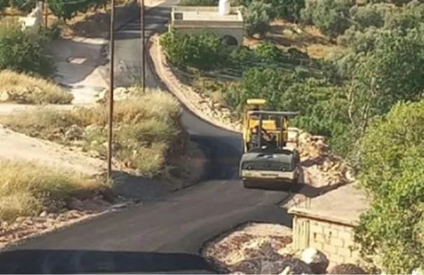 مديرية أشغال عجلون تنجز مشاريع طرق زراعية وصيانة في عدة مناطق