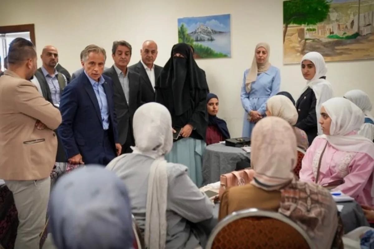 حسان يوجه بتزويد مركز شباب القادسية بمختبر حاسوب وإنشاء ملعب