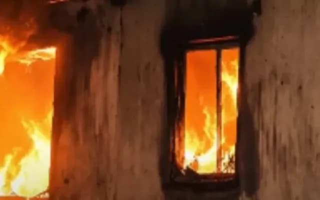 عم ضحايا حريق الزرقاء: تماس كهربائي في مروحة وراء الحادث