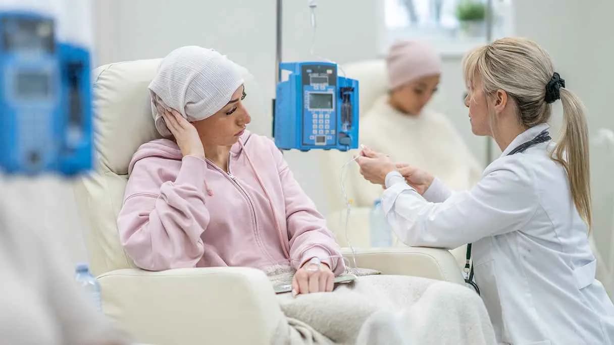 علاج جديد لسرطان الدم يحقق نتائج واعدة في تجربة سريرية متقدمة