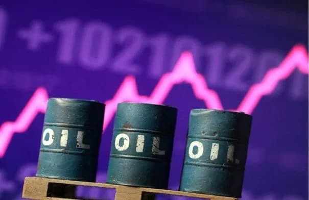 النفط يرتفع 1% مع تصاعد التوتر بين أميركا وإيران ومخاوف الإمدادات