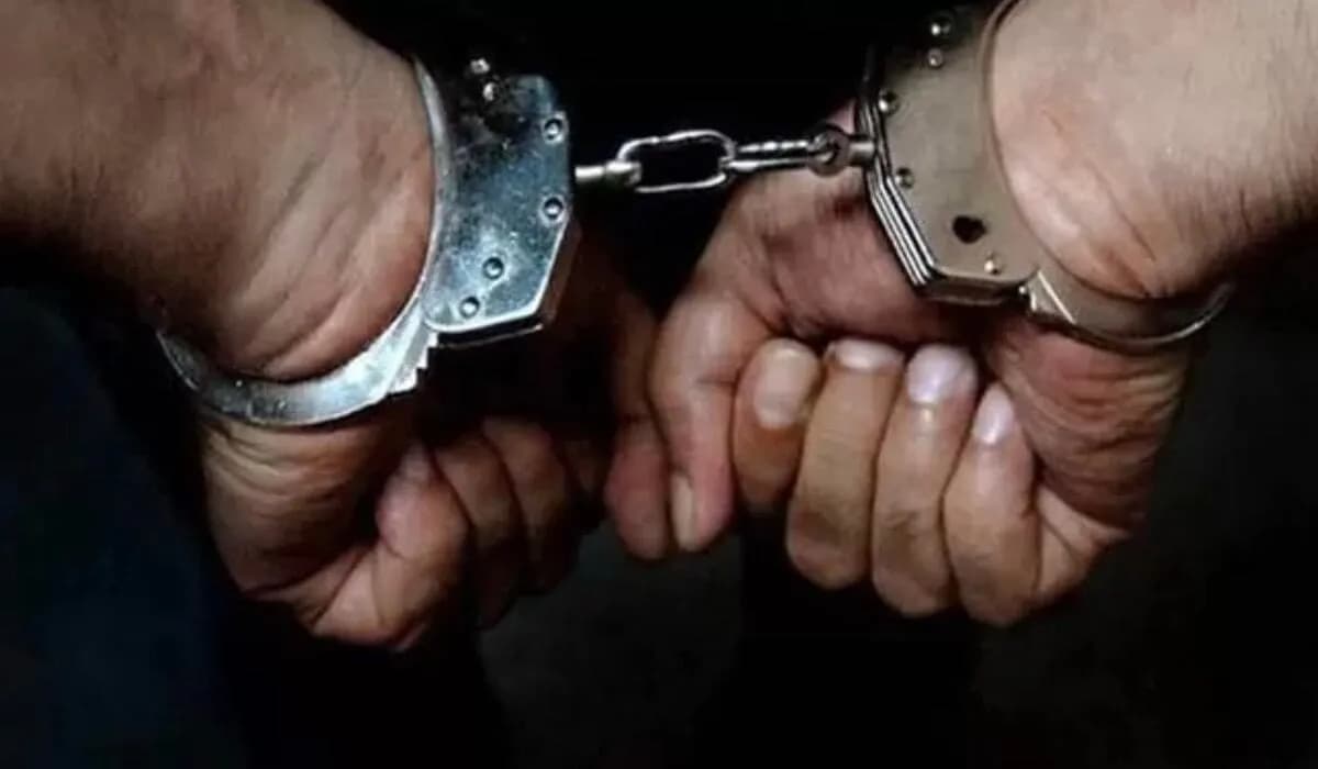 الأمن العام: القبض على معتدٍ بالسلاح الأبيض على فتاة في وسط البلد