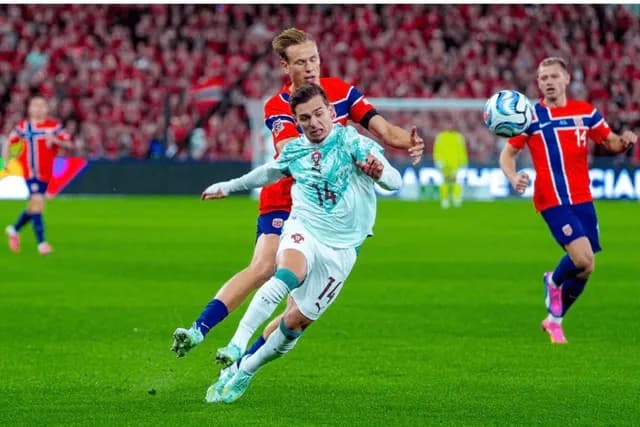 البرتغال تهزم النرويج 2-1 ورونالدو يتابع من مقاعد البدلاء
