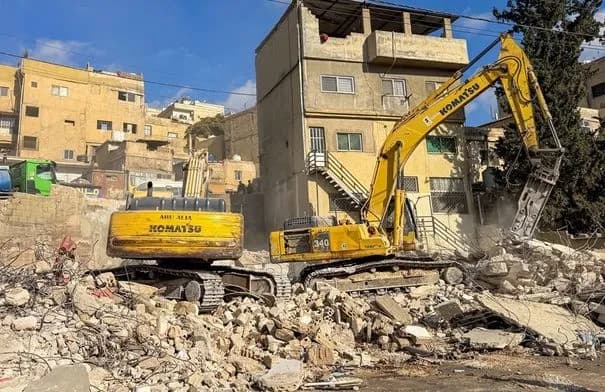 أمانة عمّان تطلق المرحلة الخامسة من مشروع المحطة بهدم 17 مبنى