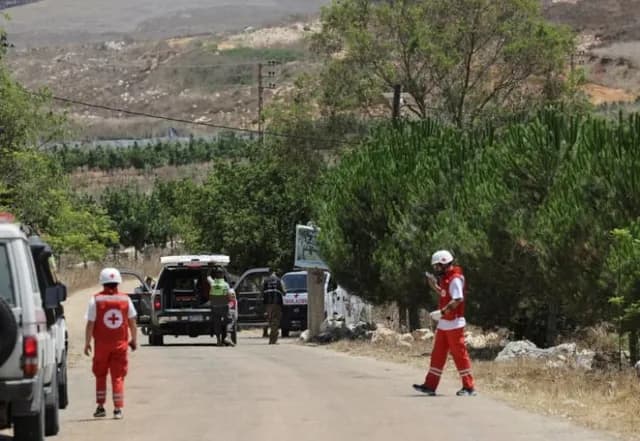 إسرائيل تفرج عن أربعة لبنانيين في إطار صفقة تبادل مع لبنان