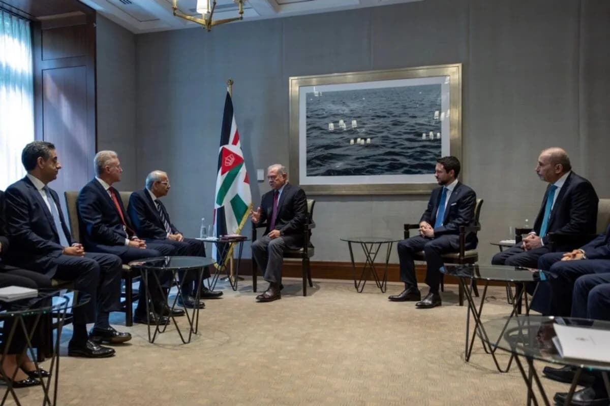 الملك عبدالله الثاني يبحث مع رئيس الوزراء اللبناني دعم الجيش اللبناني في نيويورك