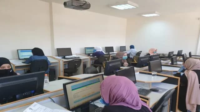 امتحان قبول التجسير للطلبة الأردنيين يُعقد الخميس في الجامعة الأردنية