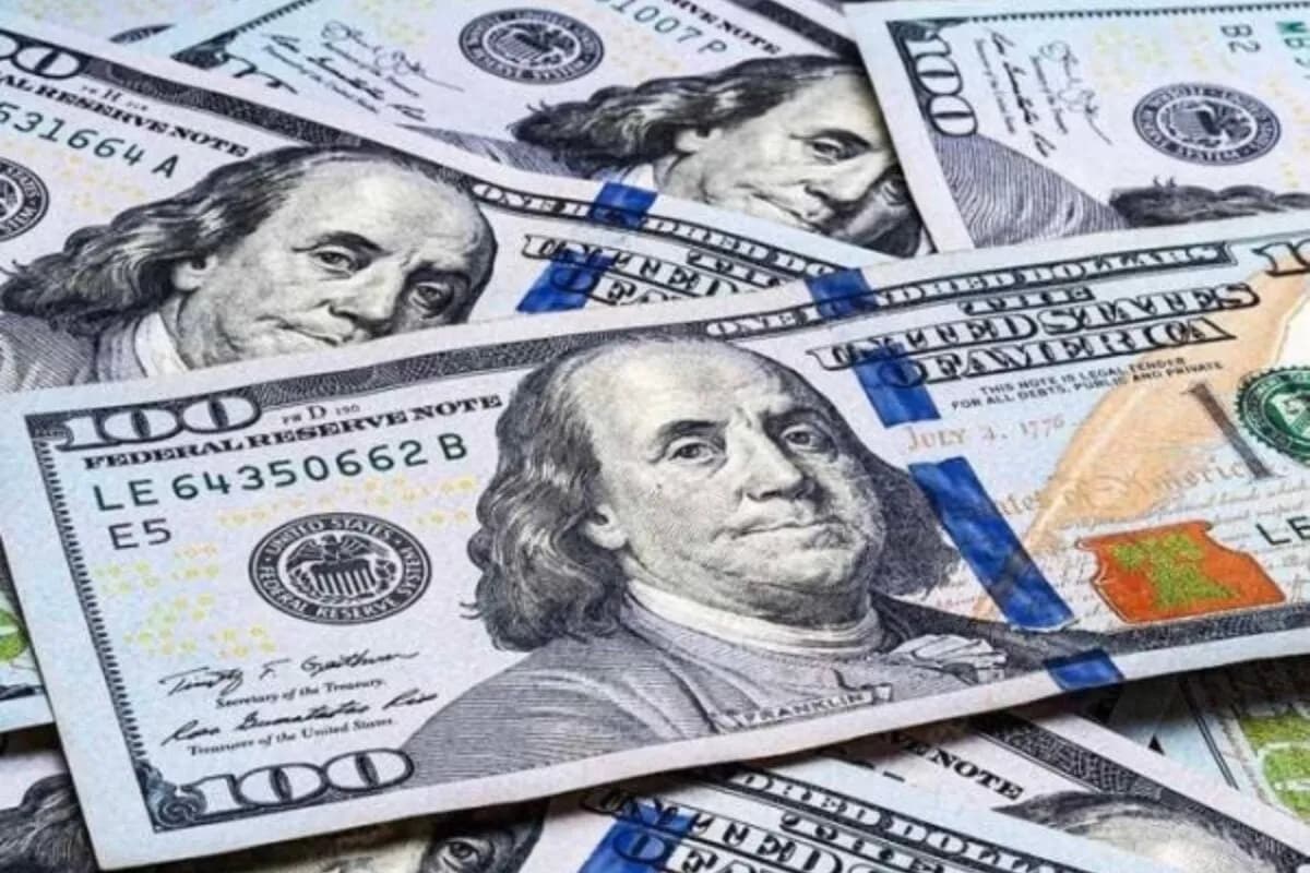 الفيدرالي الأمريكي يرفع الفائدة ربع نقطة إلى نطاق 3.75%-4%