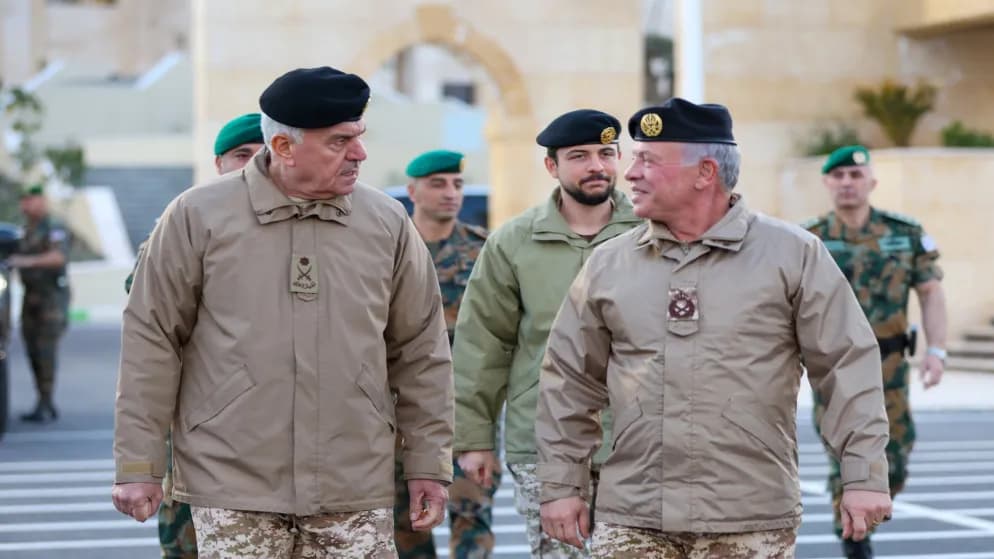 الملك يتسلم رسالة شكر من رئيس هيئة الأركان السابق الحنيطي