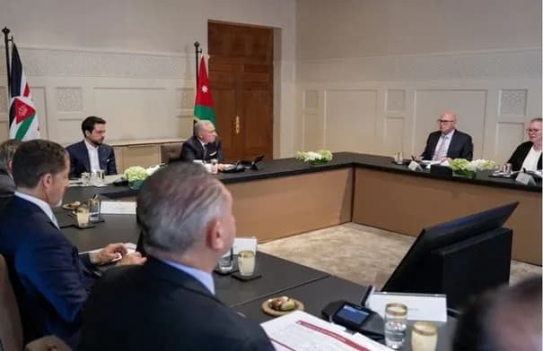 الملك يوجه بإعداد استراتيجية وطنية موحدة للتمويل المناخي