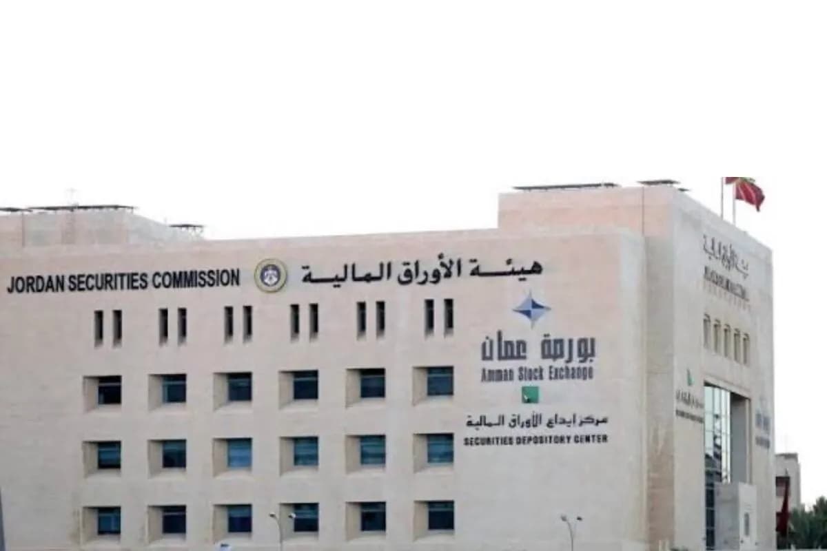 بورصة عمّان تغلق مرتفعة بتداولات 10.6 مليون دينار