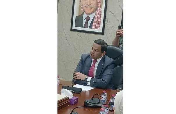 الطاقة النيابية: متابعة مستمرة مع المواصفات لشكاوى المواطنين حول البنزين