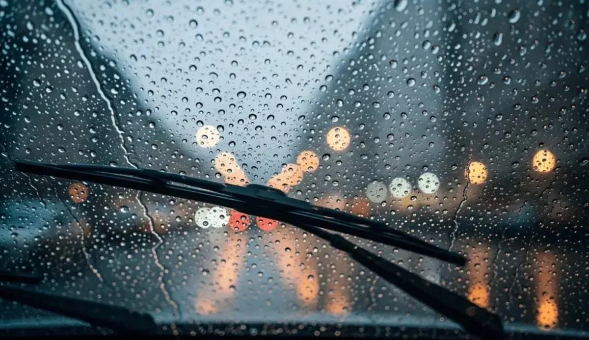 الأرصاد: انخفاض طفيف على الحرارة الجمعة وزخات مطرية في الشمال