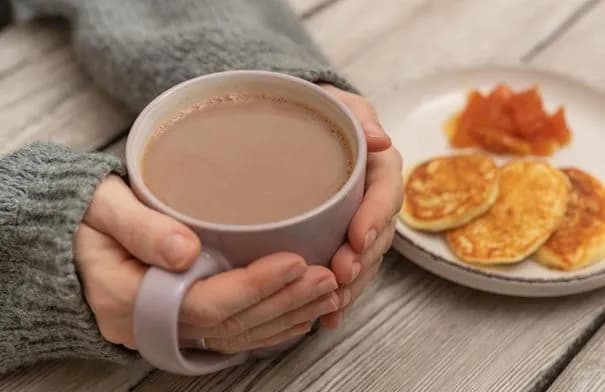 6 مشروبات بديلة للقهوة قد تعزز التركيز وتقلل التوتر