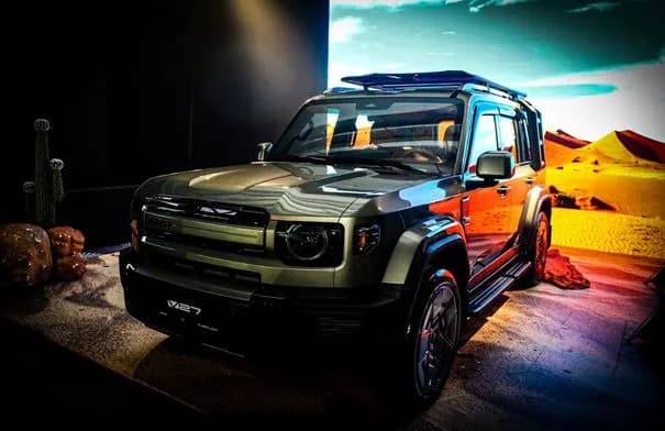 iCAUR تدخل السوق الأردني عبر GKS Auto وتكشف عن طرازي 03T وV27