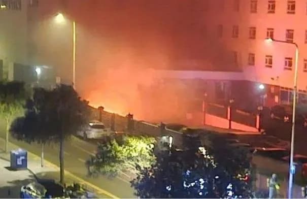 بريطانيا: إجلاء 370 شخصاً إثر حريق في فندق بفولكستون