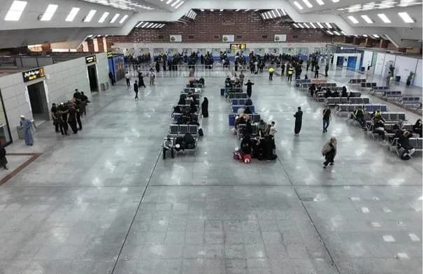 مطار النجف الدولي يوقف الرحلات الجوية من إيران وإليها حتى إشعار آخر