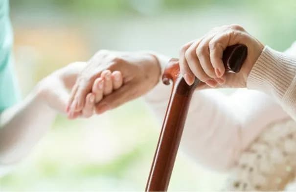 خلايا جذعية مزروعة في الدماغ تبقي الأمل لمرضى باركنسون