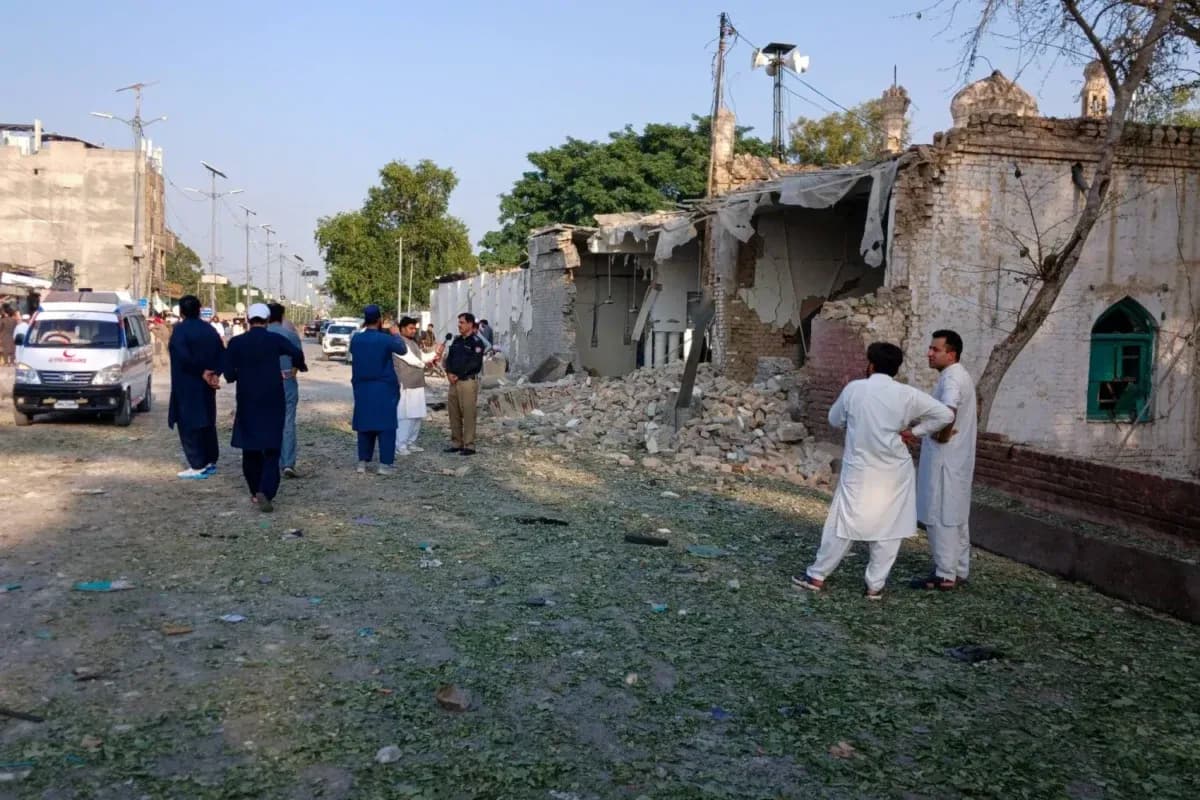 انفجار ديرا إسماعيل خان يخلف 11 قتيلاً و30 مصاباً وطالبان باكستان تتبنى