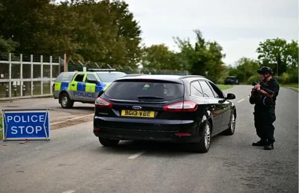 لندن تدعو إلى اجتماع طارئ بعد حادث قرب قاعدة فيرفورد وتدرس ضلوع وكلاء أجانب