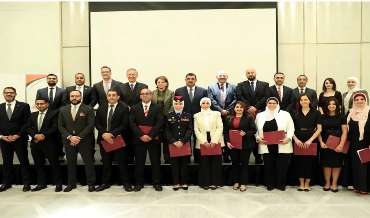 اختتام النسخة الـ15 من مشروع تطوير الخدمة المدنية بمشاركة 17 موظفًا