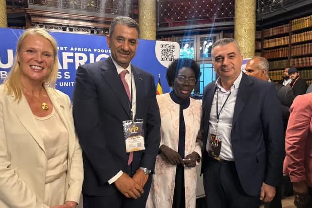 نائبان أردنيان يبحثان في لندن توسيع التعاون الاقتصادي مع أوغندا