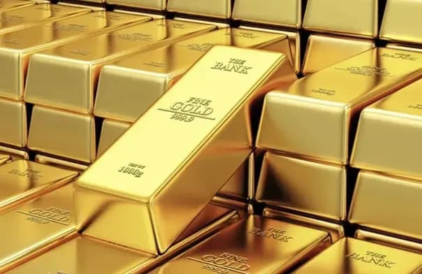 تراجع أسعار الذهب عالمياً وسط تقييم المتعاملين لتطورات الشرق الأوسط
