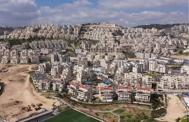 مقتل إسرائيلي برصاص أُطلق من سيارة قرب مستوطنة نيفي تسوف غرب رام الله