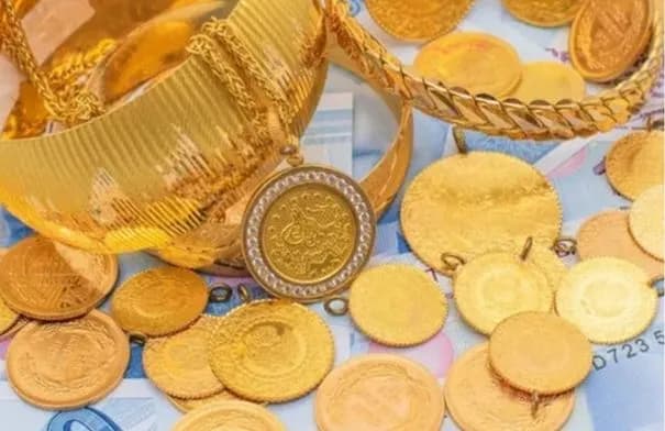 علان: الليرة الرشادي بـ632 دينارا والإنجليزي بـ710 دنانير