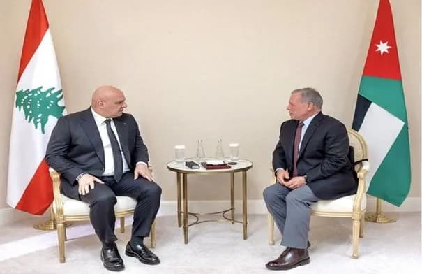 الملك عبدالله الثاني يؤكد دعم الأردن للبنان خلال لقاء مع الرئيس عون في باريس
