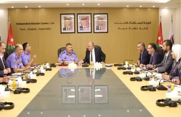 الهيئة المستقلة للانتخاب والأمن العام يبحثان الاستعدادات للانتخابات المقبلة