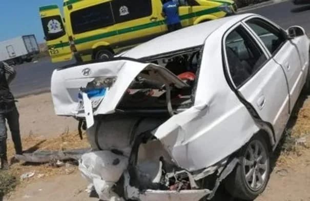 حادث انقلاب سيارة في القاهرة الجديدة يودي بحياة شخص وإصابة اثنين