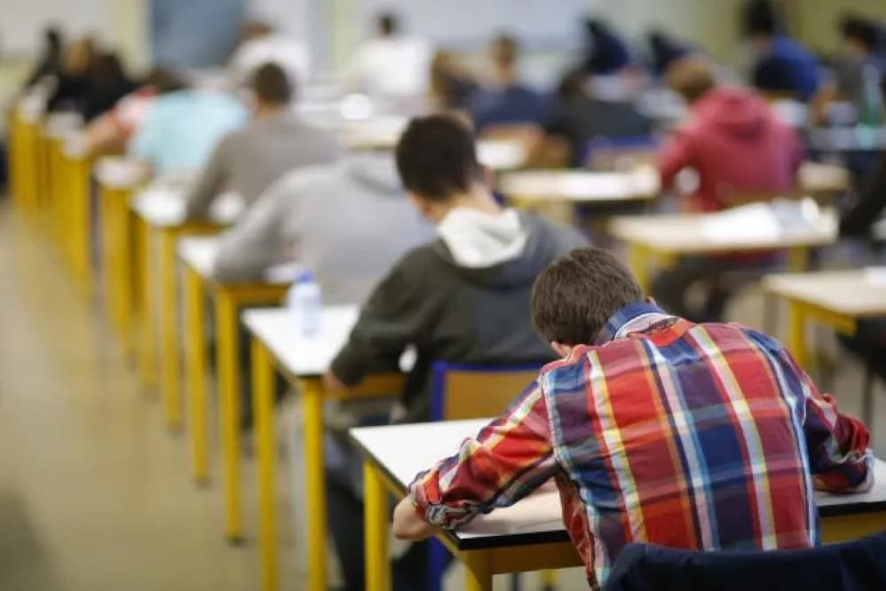 التربية تحدد موعد امتحان المفاضلة للطلبة الأردنيين الحاصلين على الثانوية الأجنبية