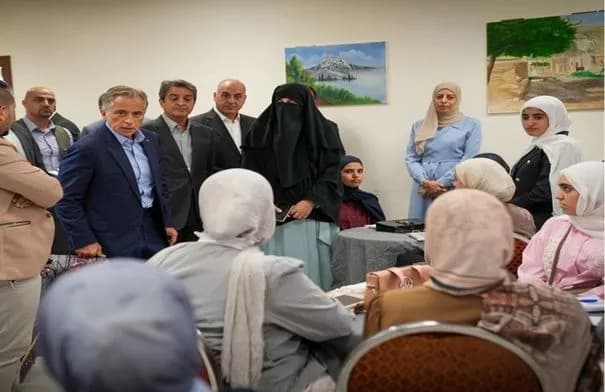 حسان يوجّه بتوسيع الأنشطة الشبابية وتجهيز مركز القادسية في الطفيلة