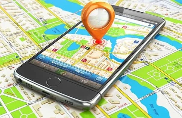 هاتفك يحتفظ بسجل تحركاتك اليومية.. كيف تدير بيانات الموقع؟
