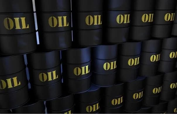 مؤسسة النفط الهندية تشتري مليوني برميل خام عراقي بخصم 28 دولارًا