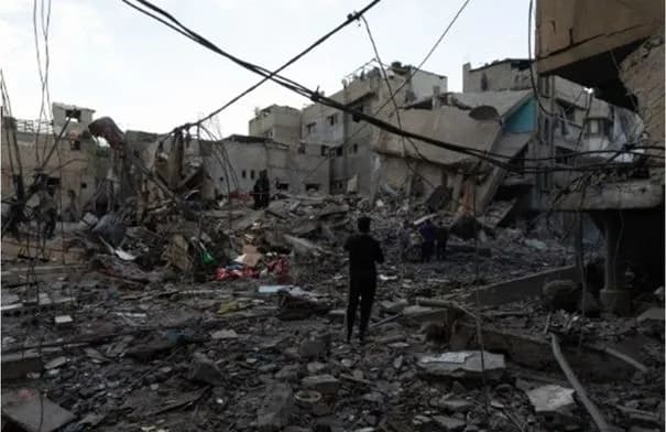 غارات إسرائيلية على غزة تسفر عن استشهاد 4 فلسطينيين بينهم طفل