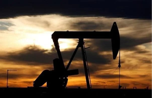 شحنات النفط الفورية في أوروبا تتجاوز 130 دولارًا مع تعطل الإمدادات السعودية
