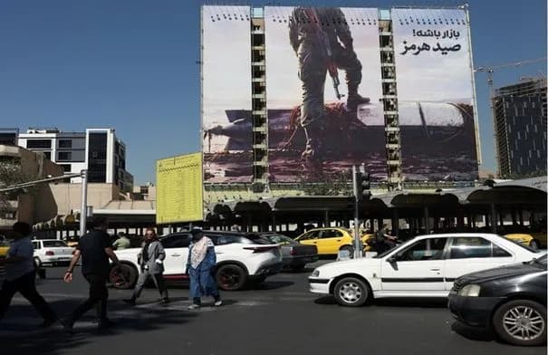 مستشار خامنئي يحذر من توسع النزاع إلى المحيط الهندي حال تجدد الهجمات على إيران