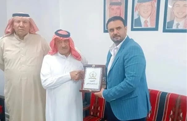 تجمع البادية الوسطى للمتقاعدين العسكريين يكرّم الشهيد الرائد سلامة الخضير